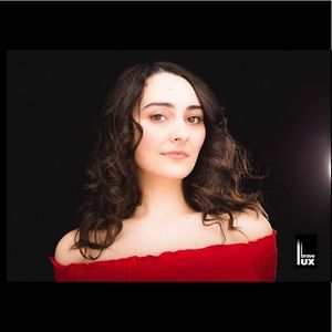 Meet your Posher, Juliana